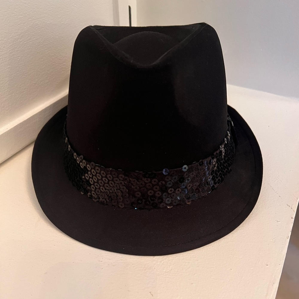 Black Fedora hat
